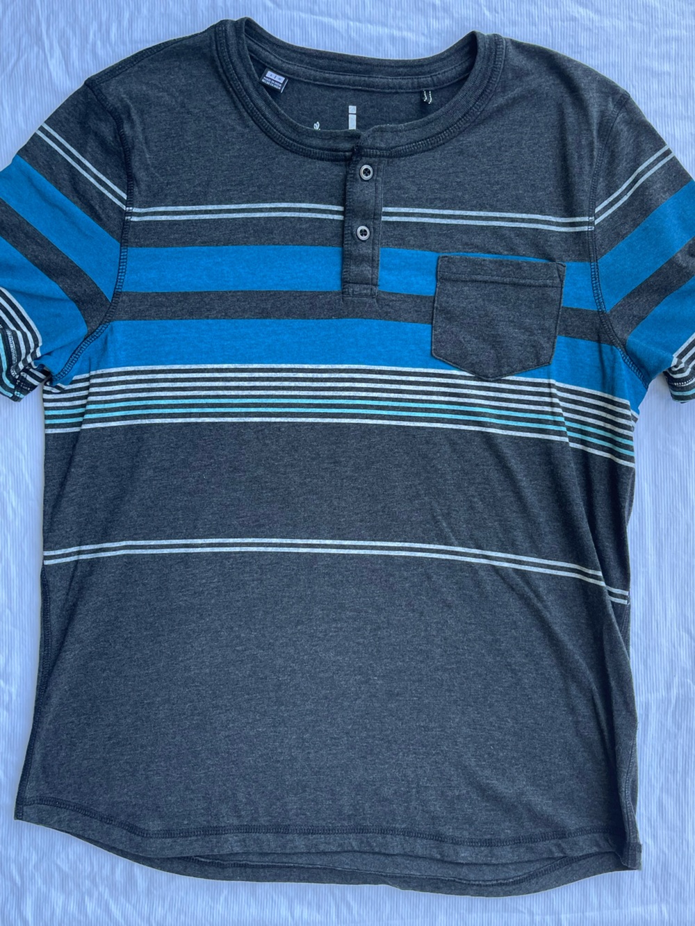 Jeans by Buffalo Mens Curtis Striped Henley Shirt Charcoal Blue Large